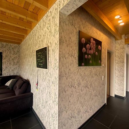 Ferienwohnung Am Weiher Kategorie 1 نيدغن المظهر الخارجي الصورة