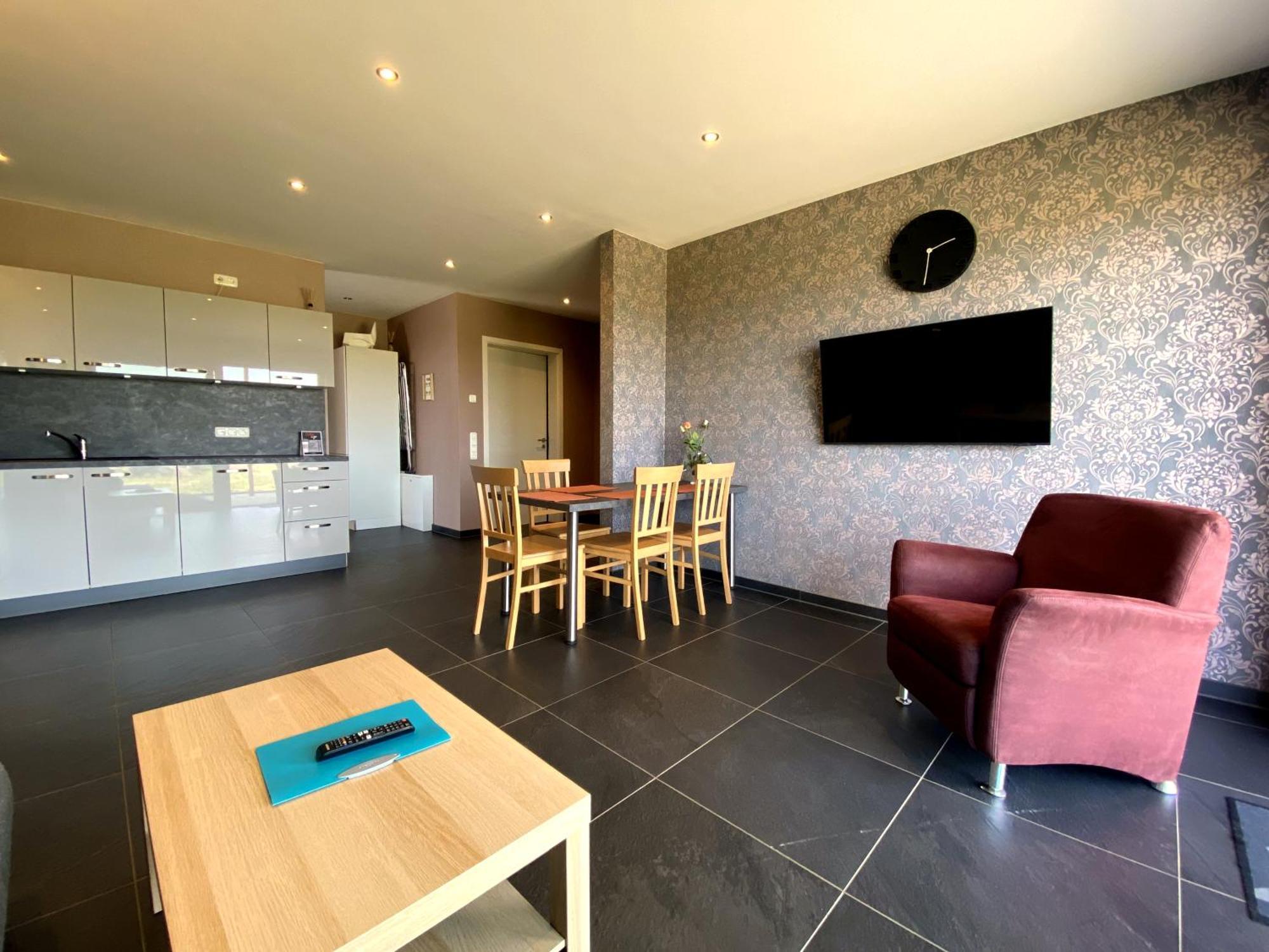 Ferienwohnung Am Weiher Kategorie 1 نيدغن المظهر الخارجي الصورة