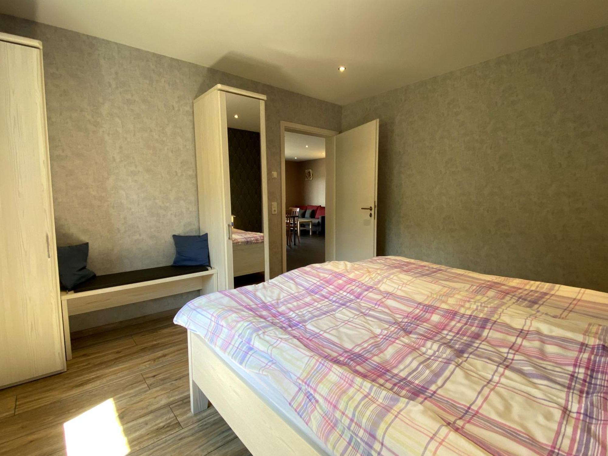 Ferienwohnung Am Weiher Kategorie 1 نيدغن المظهر الخارجي الصورة